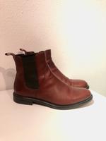 Bordeauxrote Vagabond Chelsea Boots Bayern - Rosenheim Vorschau