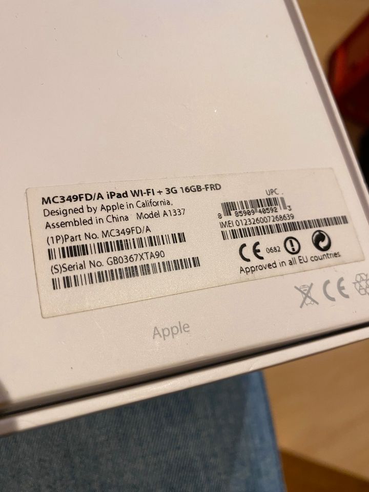 Apple iPad Wi-Fi + 3G 16GB defekt in Bad Oeynhausen