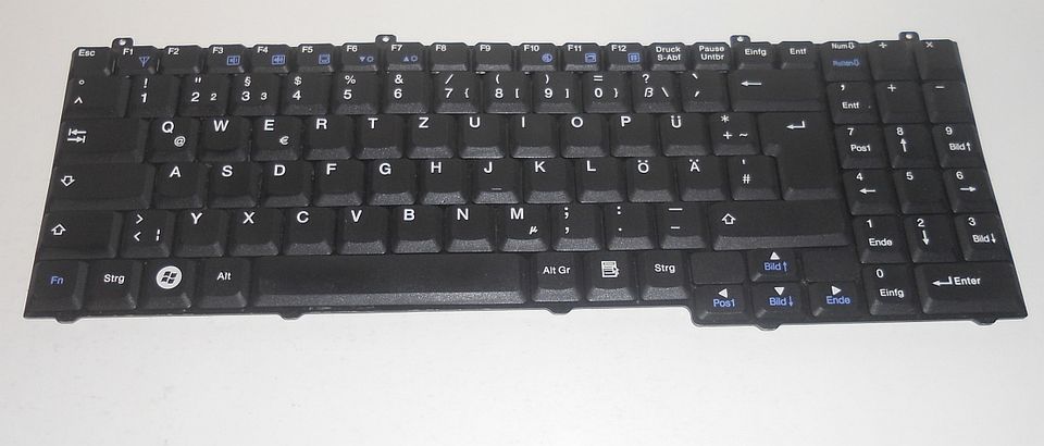 Medion MIM2240 MD98100 Tastatur QWERTZ DE K061618B4, 53108111000 in München