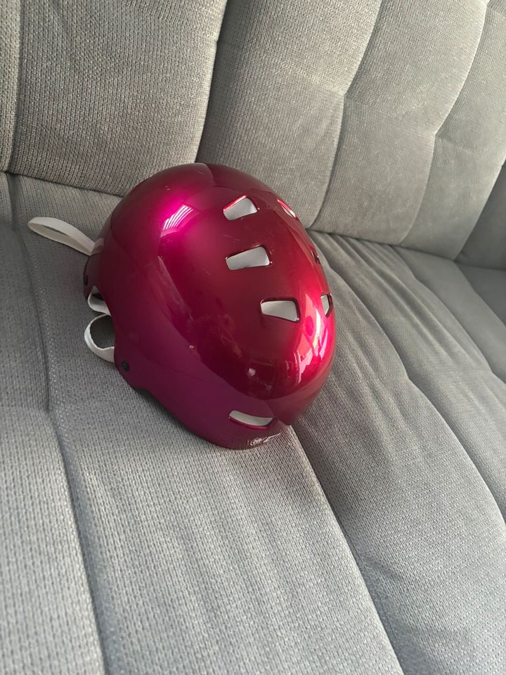 TSG Damen Helm pink Woman L-XL Fahrradhelm Skaten in Hildesheim