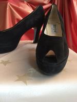 Damenschuhe von MARIPE Pumps High Heels Gr. 40,5 NEU Brandenburg - Stahnsdorf Vorschau