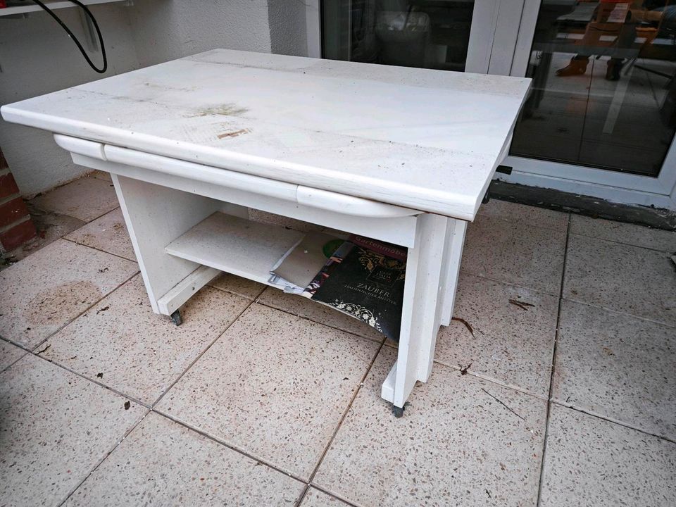 Holztisch ausziehbar in Bremen