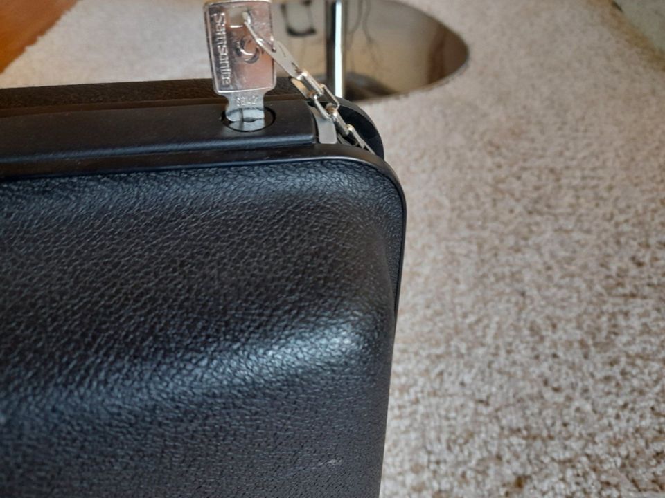 Samsonite Hartschalenkoffer, grau in Garbsen