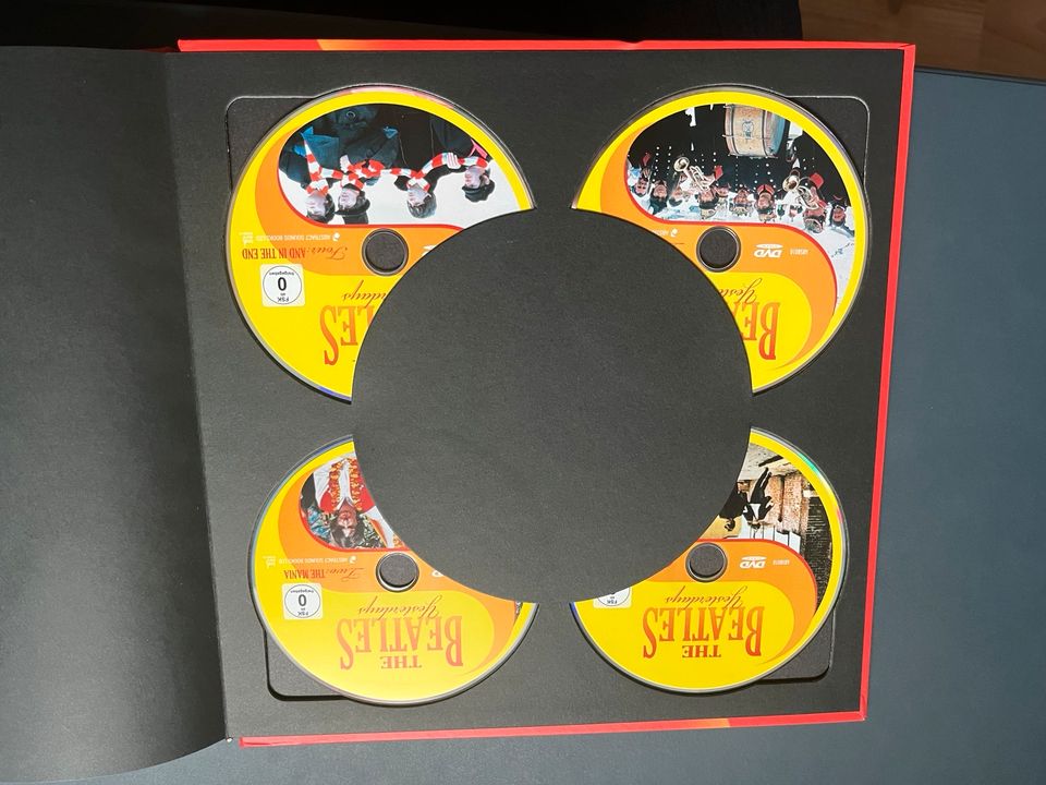 The Beatles Yesterdays Bildband mit 4 DVDs in Rheine