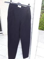 Wunderschöne, tiefschwarze, ungetragene GAP Stretch Hose Gr.34/36 Schwerin - Paulsstadt Vorschau