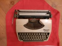 Schreibmaschine Olympia Splendid 66, made in Germany, Deko Niedersachsen - Neu Wulmstorf Vorschau