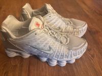 Nike shox Schuhe Nordrhein-Westfalen - Castrop-Rauxel Vorschau