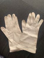 Vintage weiße Handschuhe Leder Gr. S / 6 Sachsen - Chemnitz Vorschau
