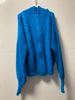 Blaue Wolljacke Bayern - Bayreuth Vorschau