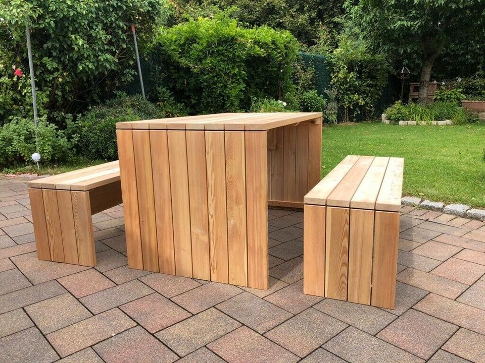 Sehr hochwertige Gartentische Bänke Original Sibirische Lärche in