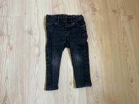 Schwarze Jeans H&M Gr 86 Slim Fit Nordrhein-Westfalen - Neuss Vorschau