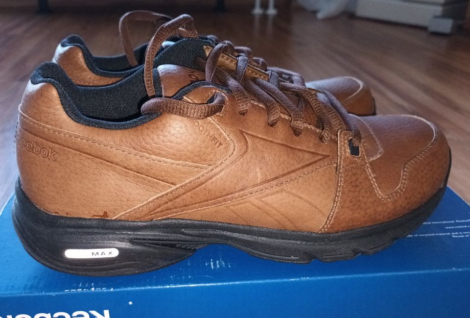 Reebok Damenschuhe Rainwalker Gr. 38,5 in braun Neuwertig! in Bayern -  Erlangen | eBay Kleinanzeigen ist jetzt Kleinanzeigen