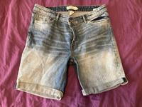 Jeans Shorts Bermuda H&M LOGG Hessen - Schwalmstadt Vorschau