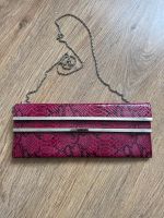 Rote Clutch mit Kette in Schlangenlederoptik / Tasche Aachen - Preuswald Vorschau