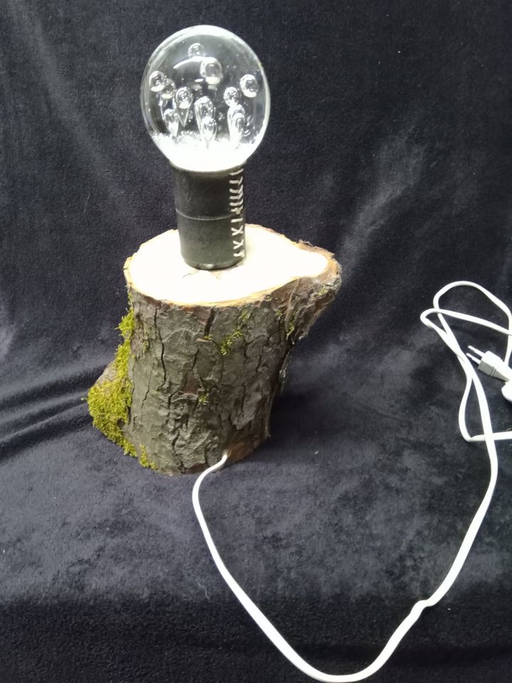 Tischlampe Holz Unikat Glaskugel Bubble Lampe LED Eigenbau in Bräunlingen