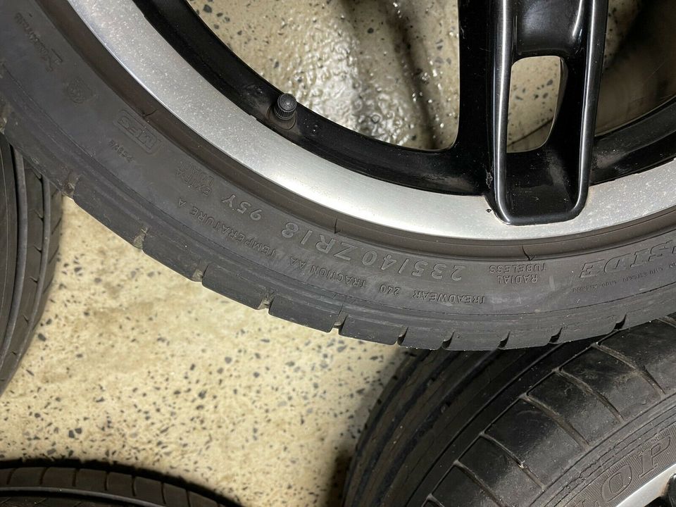 orig. Porsche 18 Zoll Felgen mit Premium (6mm)Dunlop Sommerreifen in Dortmund