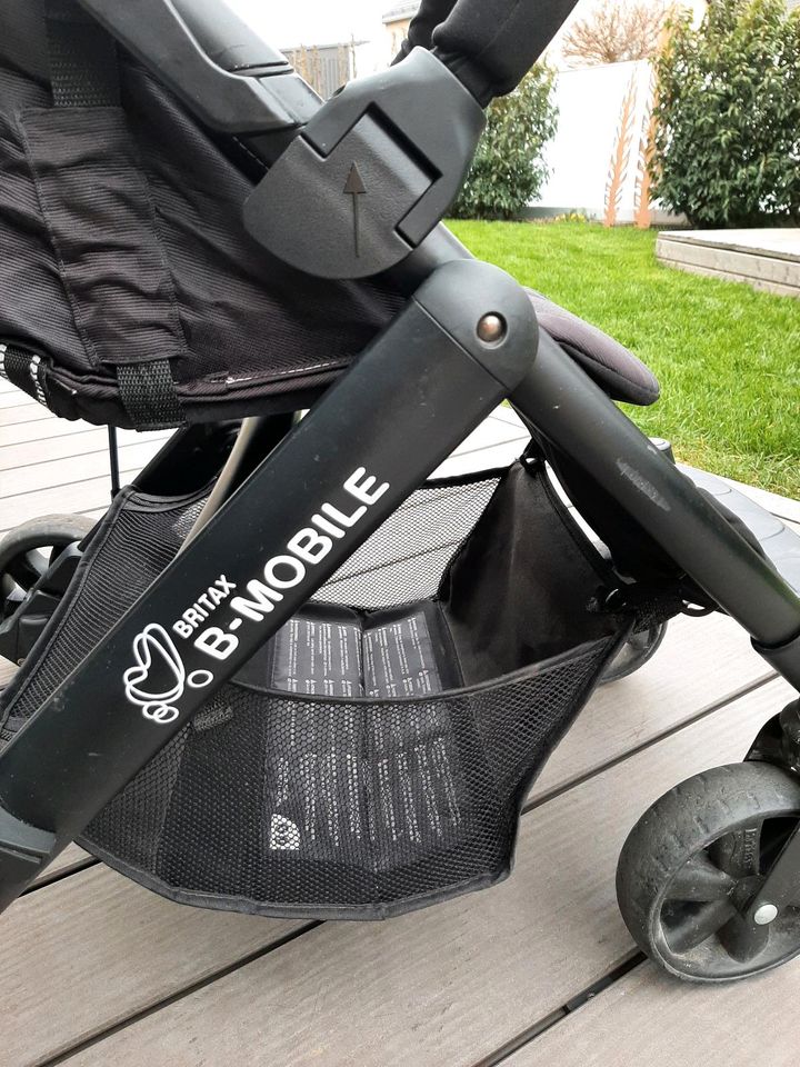 Britax Römer B-Mobile Buggy / Kinderwagen mit Sicherheitsbügel in Aalen