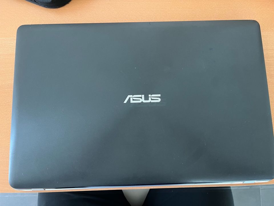 Asus X750L i5  1 TB SSD +1 TB HDD 16gb Ram in Ingolstadt