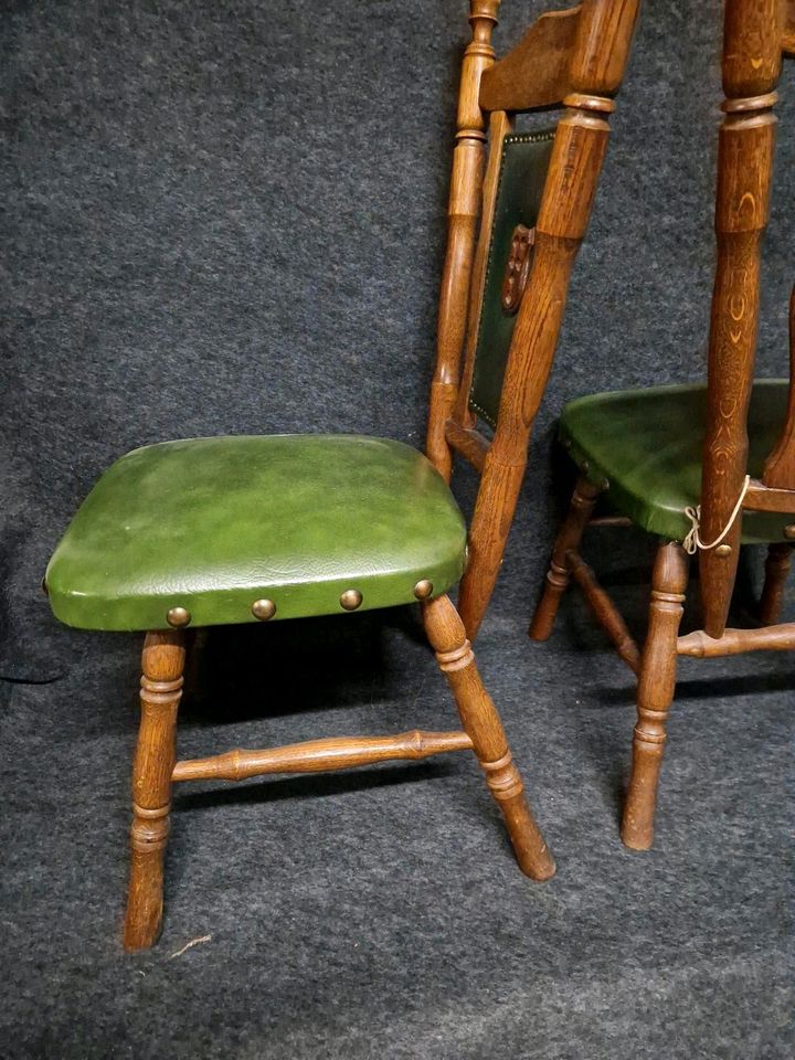 AE 4x Stuhl Stühle Wappen Royal Thron Sessel Leder Grün 50er 60er in Dieburg