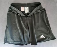 Shorts *adidas* schwarz Gr. 164 Innenstadt - Köln Altstadt Vorschau