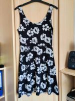 Sommerkleid mit Blumenprint, S Bayern - Sonthofen Vorschau