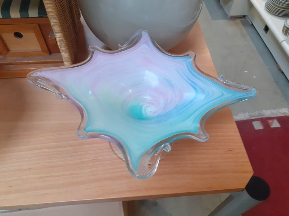 3er Set aus drei farbigen Kristallglas-Schalen handgefertigt in Solingen