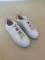 Guess Sneaker Damen Gr. 40 Wie Neu! Bayern - Bonstetten Vorschau