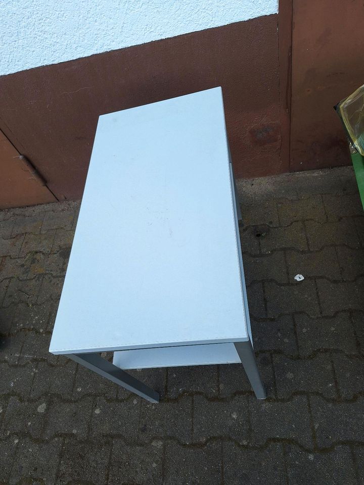 Tisch Regal Sideboard stabil in Sasbach