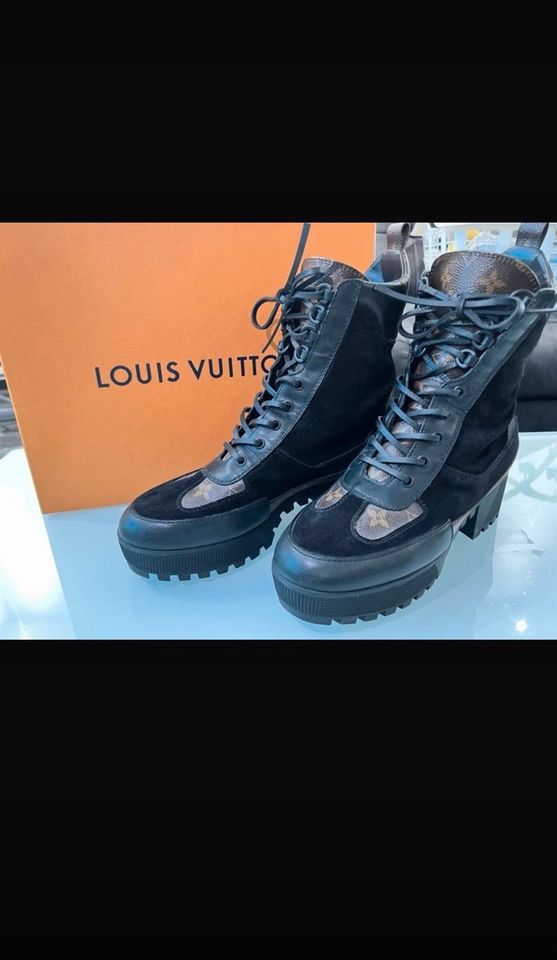 Louis Vuitton Laureate Desertboot Größe 41 in München