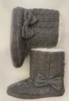 Hausschuhe, Plüschschuhe, Stiefelchen Baden-Württemberg - Bühl Vorschau