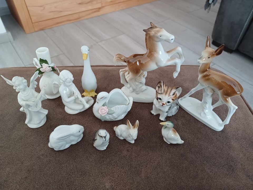 Setzkasten, Porzellan, Figuren, Glas, Sammeln, Tiere, Engel in Hettstedt