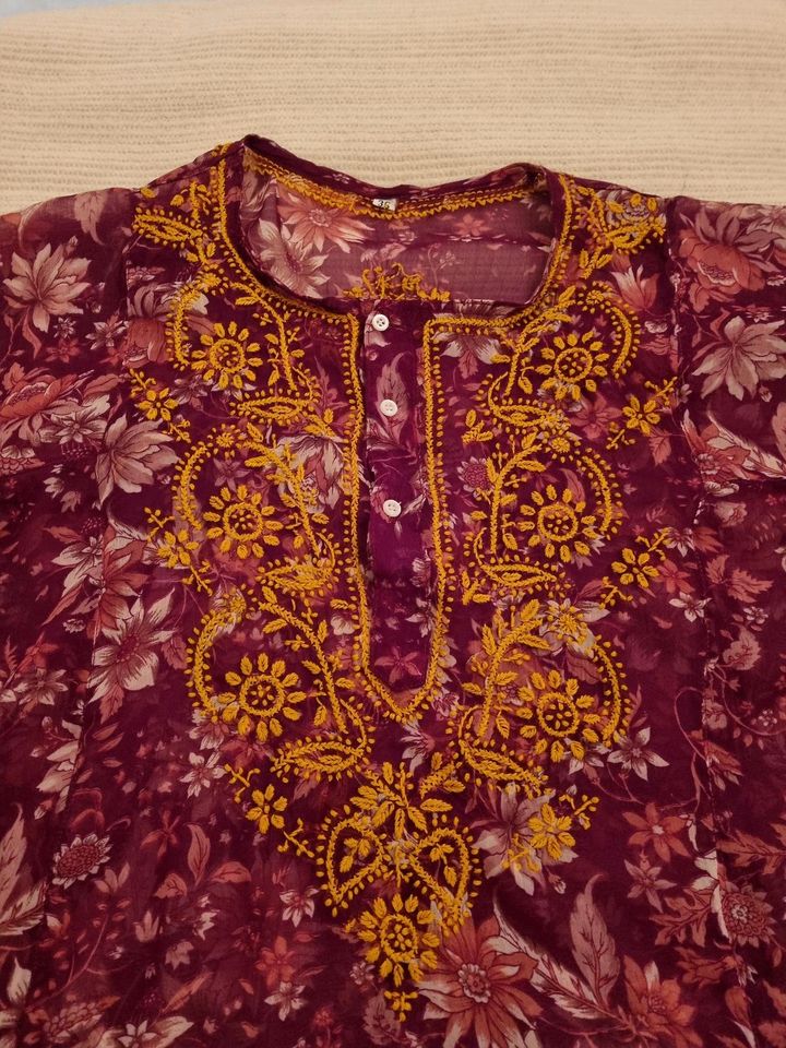 Coole Bluse/Blusenshirt im Boho-Style aus Australien, Gr. 36 in Wolfsburg