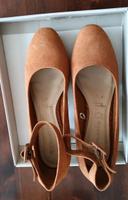 Tamaris Riemchen-Pumps Braun Gr. 39 Sachsen - Chemnitz Vorschau