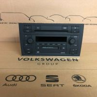 Audi Symphony II A4 8E Autoradio CD Wechsler NEU 8E0057195X Hessen - Calden Vorschau