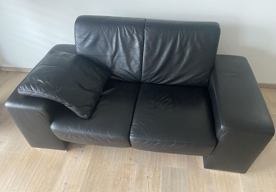 *** Schwarzes Koinor 2er-Echtledersofa *** in Hannover