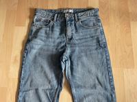 Jeans • Pull & Bear • blau • gerader Schnitt • Gr.36 Hessen - Neu-Anspach Vorschau