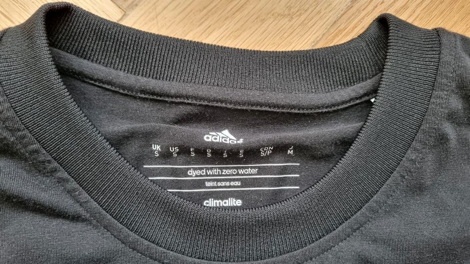 Adidas Shirt Schwarz Gr.S Neu in Bielefeld