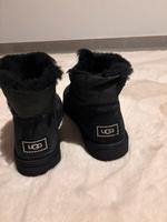 UGG Boots mit Swarovski Steinchen Nordrhein-Westfalen - Kerpen Vorschau