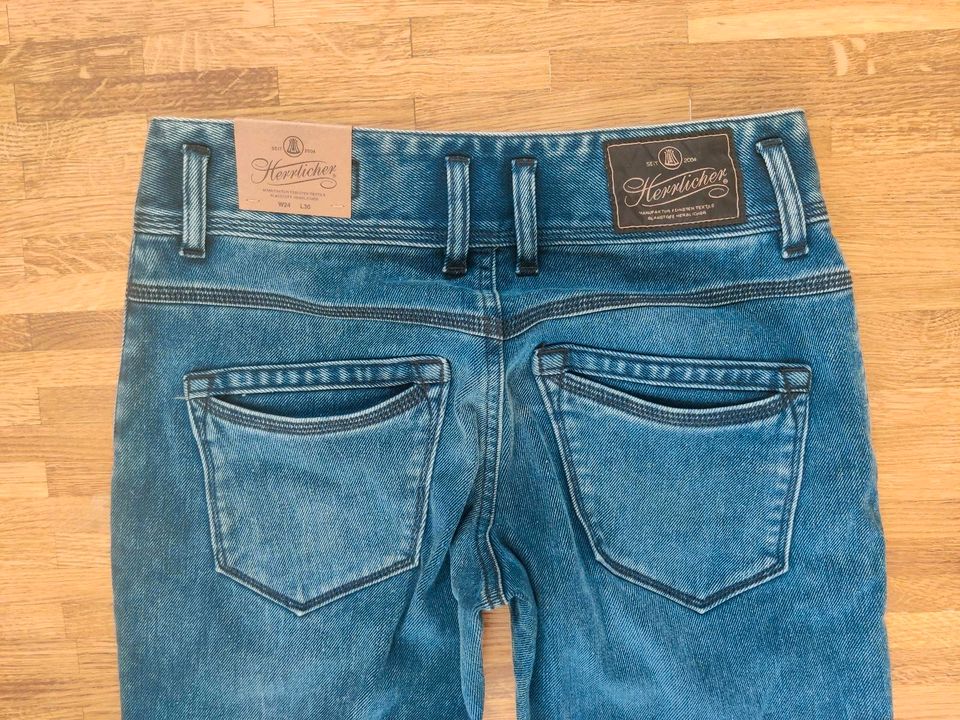 Neue Herrlicher jeans boyfriend Länge 30 mit Etikett in Essen