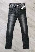 Neue Jeans für große Mädchen  Größe 176 Sachsen - Freiberg Vorschau