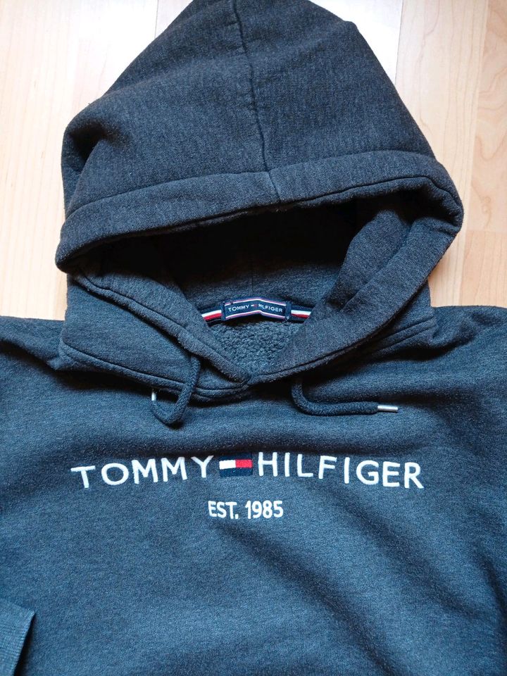 Sweatshirt Tommy Hilfiger Gr. S in Stadtlohn