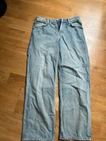 Weekday Baggy Jeans München - Maxvorstadt Vorschau