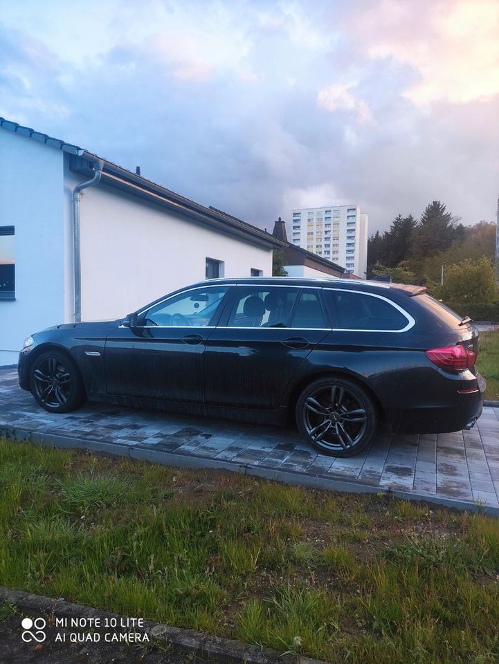 BMW 520d xDrive Touring A - in Neunkirchen