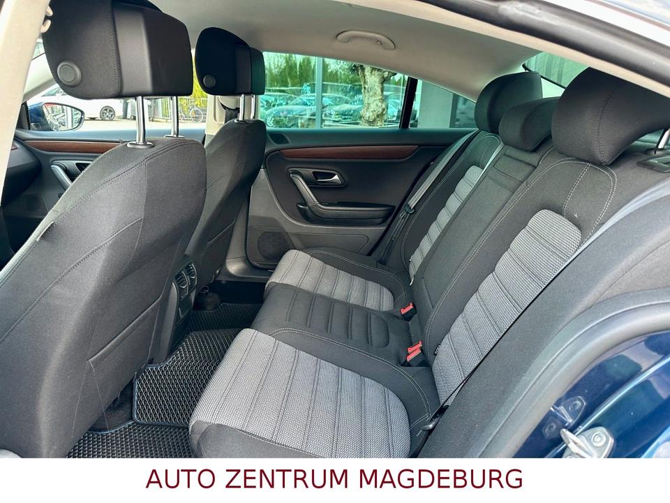 Volkswagen Passat CC 2.0 TDI Sport Navi Xenon Sitzh. Kamera in Magdeburg