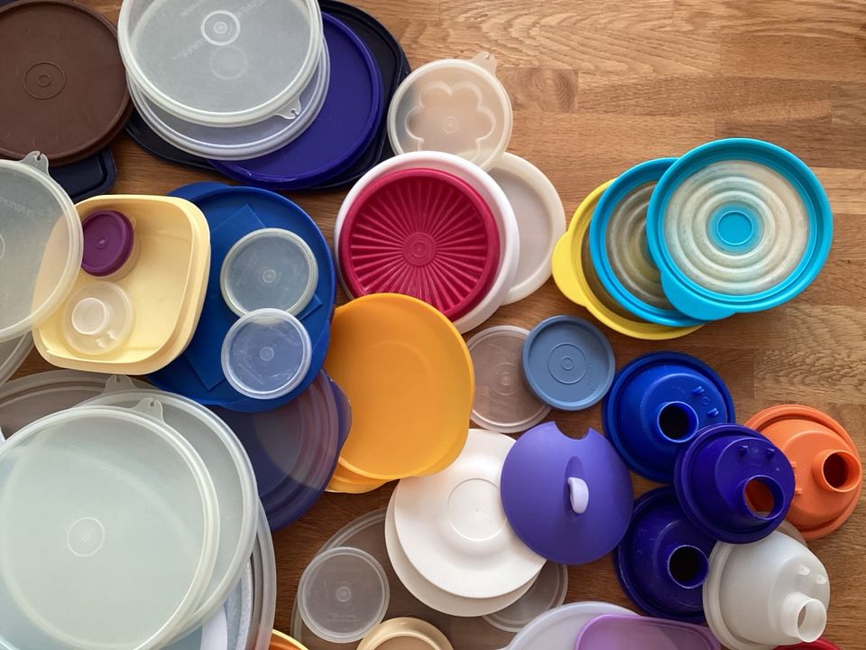 Inkl. Versand: Tupperware großes Deckel-Paket Gebrauchsspuren in Flensburg