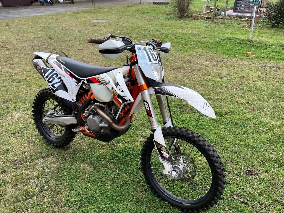 KTM 500 EXC Sixdays Mod. 2013 in Betten