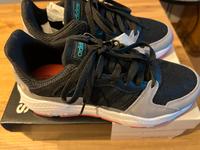 Adidas Sport-/Laufschuhe, Größe 40 / 7UK, Damen,NEU mit Etikett Rheinland-Pfalz - Andernach Vorschau