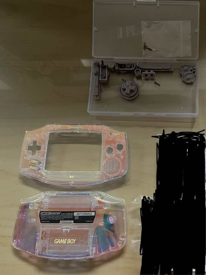 Gameboy Advance Shiny Holo Gehäuse in Heidenheim an der Brenz