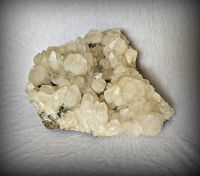 Quarz Stufe mit etwas Pyrit 1,7 Kg  - Bulgarien - Mineralien Nordrhein-Westfalen - Wesel Vorschau
