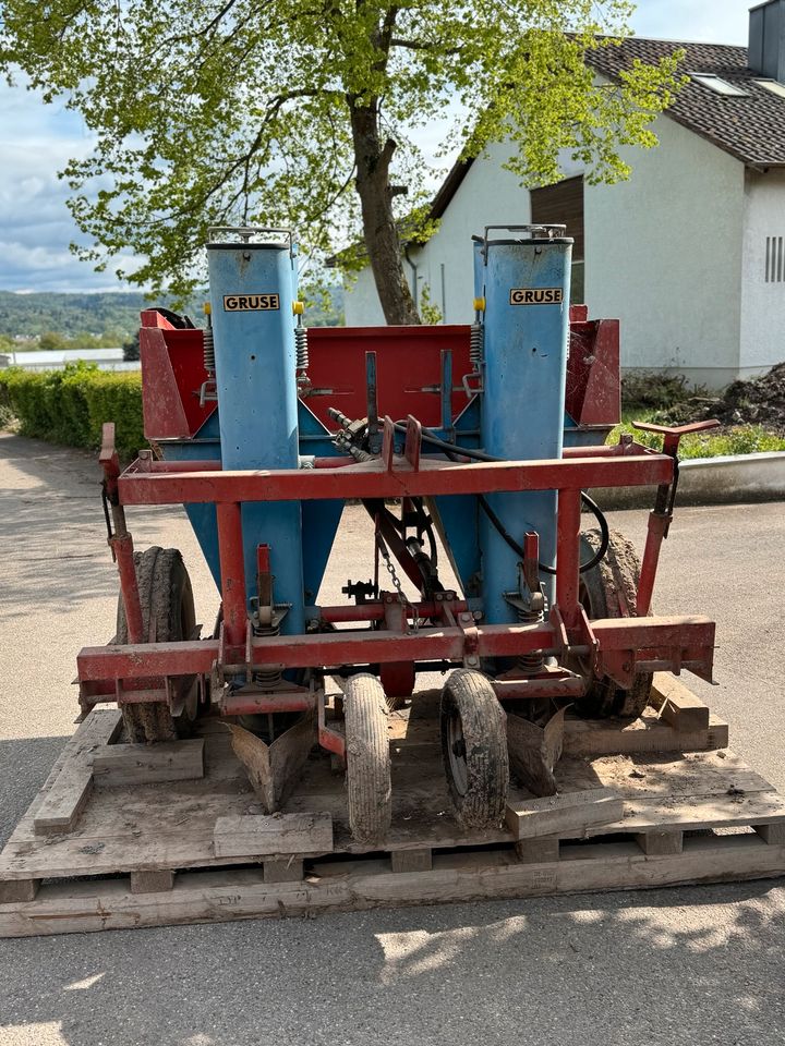 Kartoffellegemaschine in Winterbach